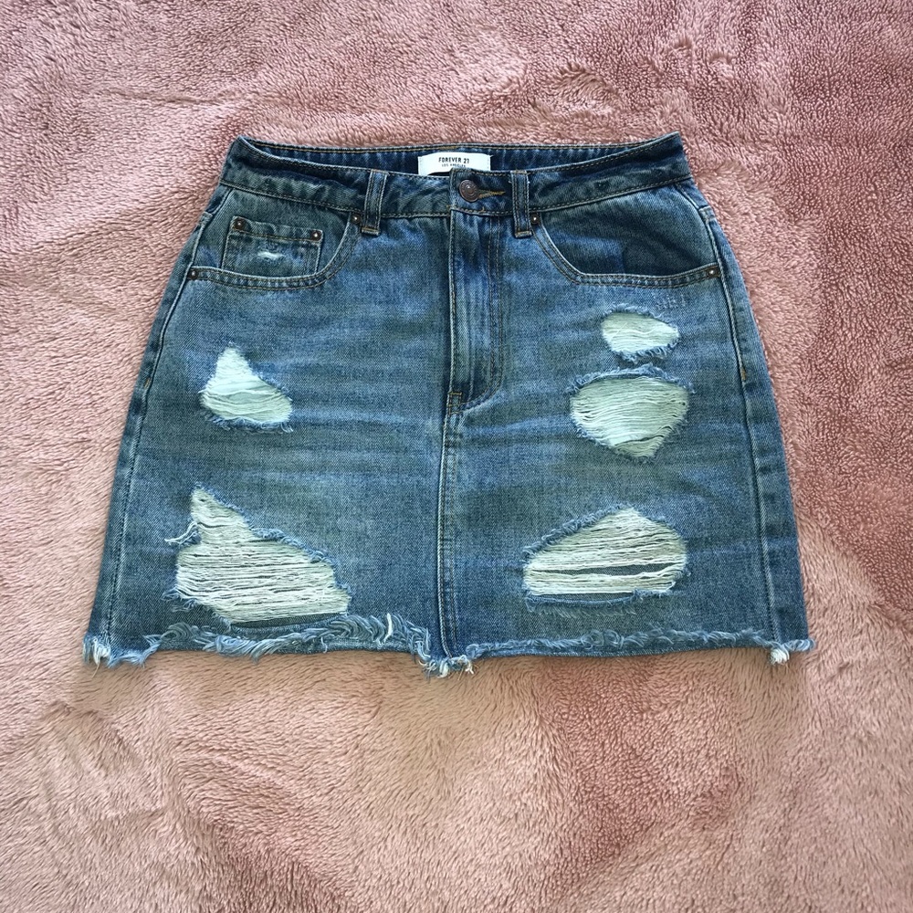 Forever 21 Denim Skirt - Size Small